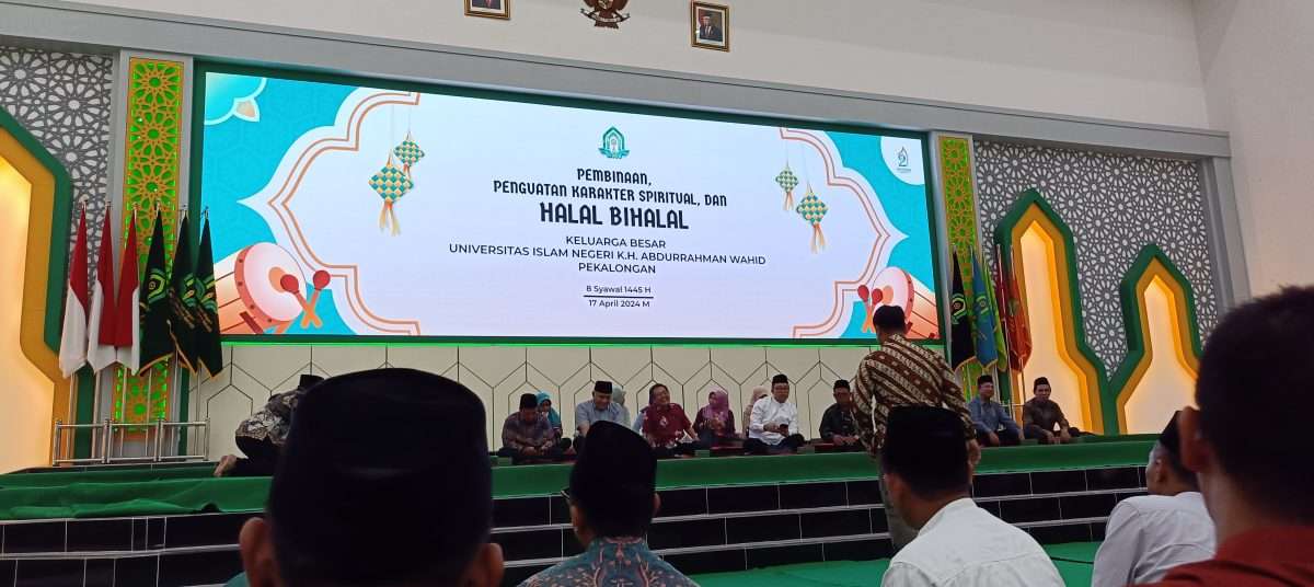 Halal bi halal dan pembinaan pegawai UIN K.H. Abdurrahman Wahid Pekalongan
